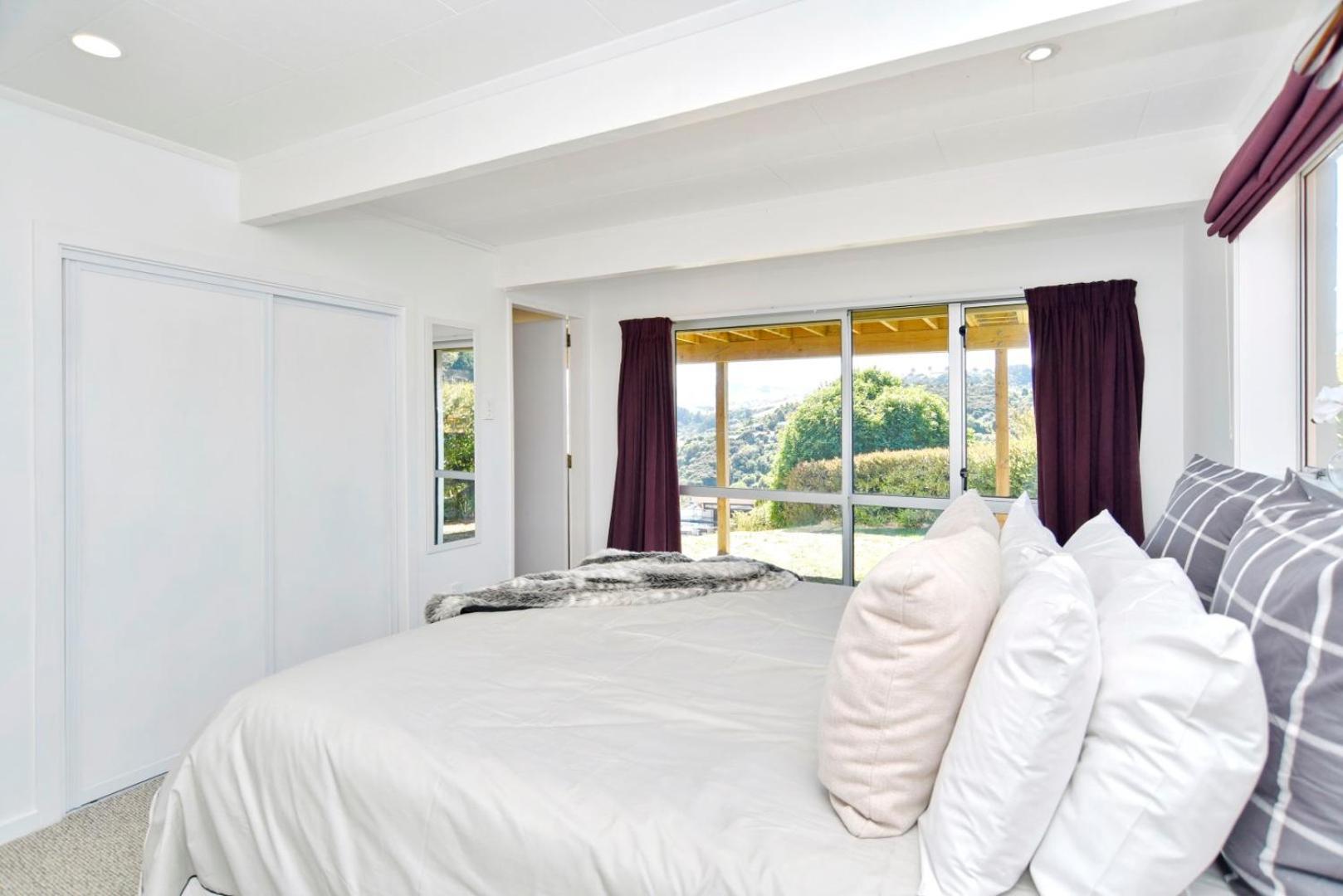 Akaroa Harbour View - Christchurch Holiday Homes Eksteriør bilde